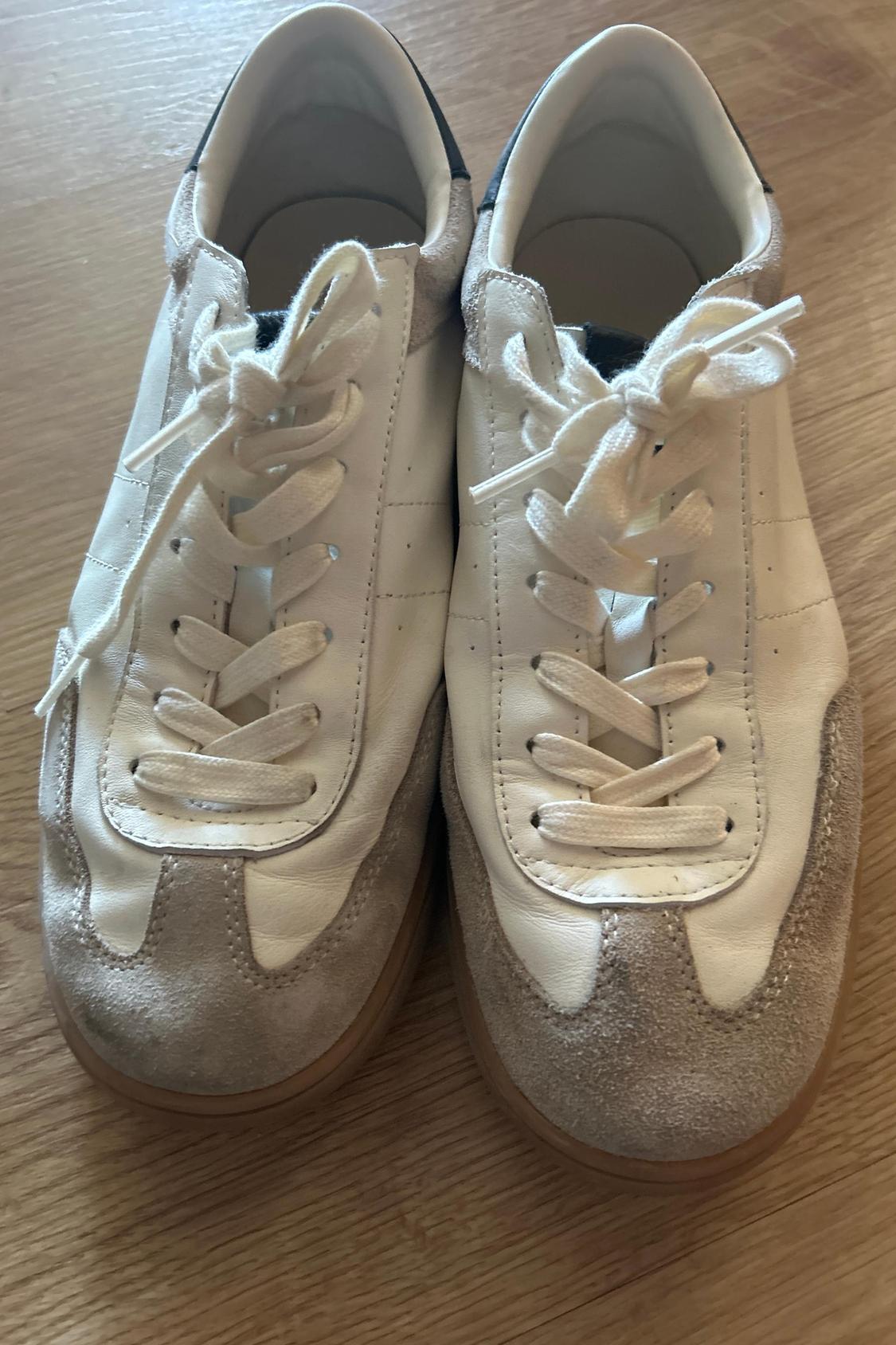RETRO TRAINERS - Image 2