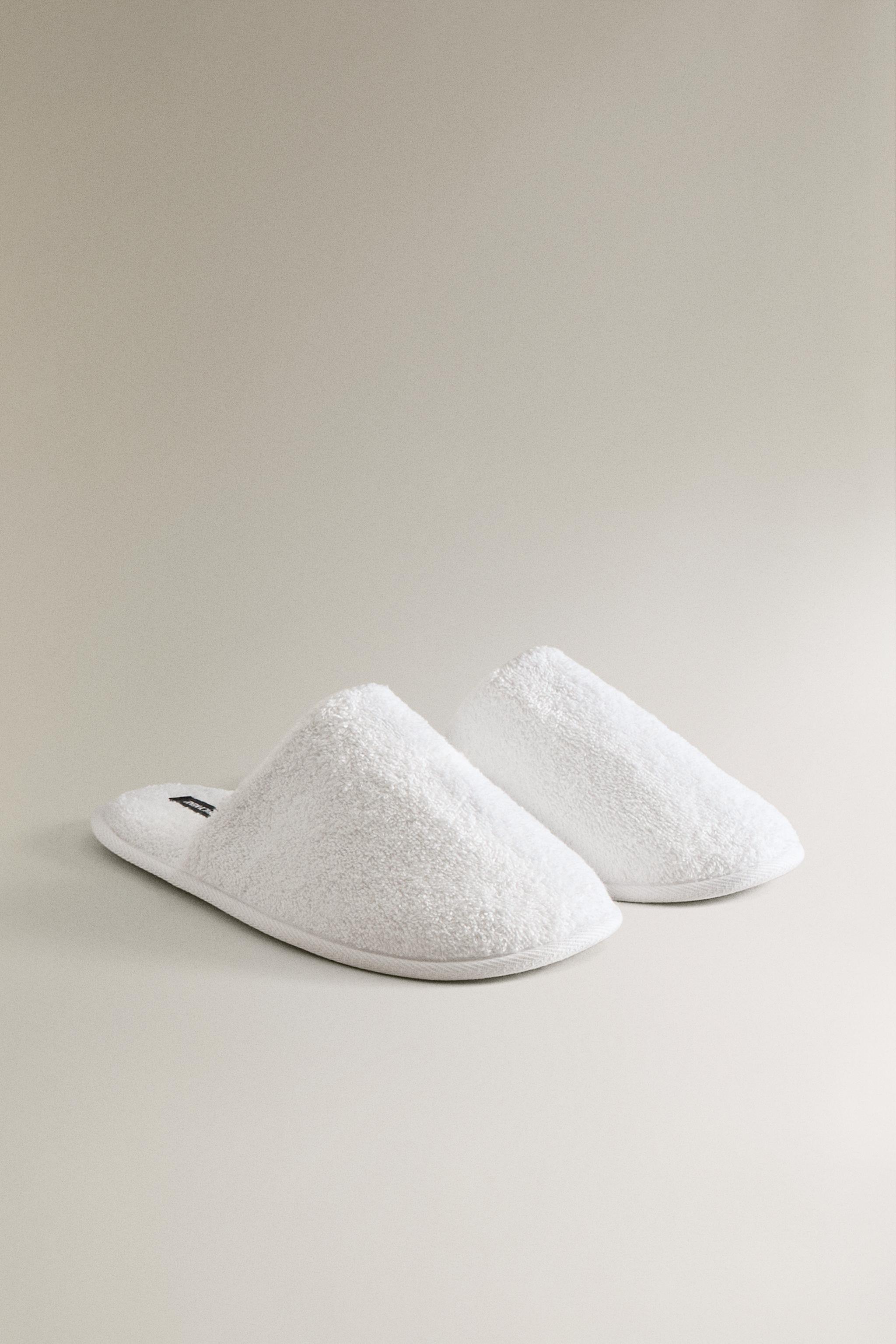 TERRY BATHROOM SLIPPERS — White