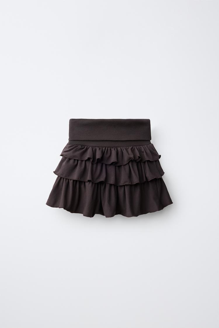 Falda short con volantes y cintura doblada 2