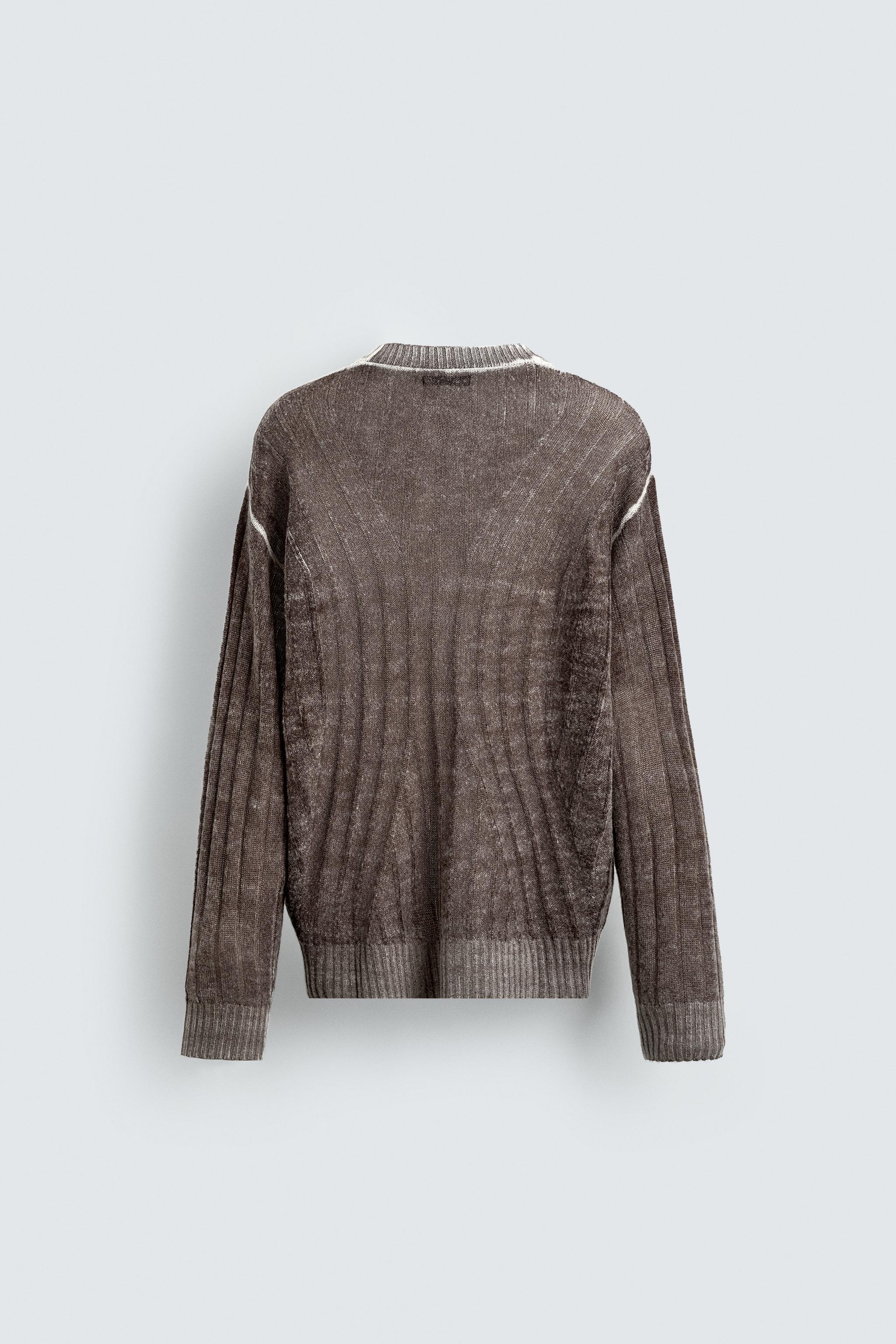 ABSTRACT JACQUARD JUMPER
