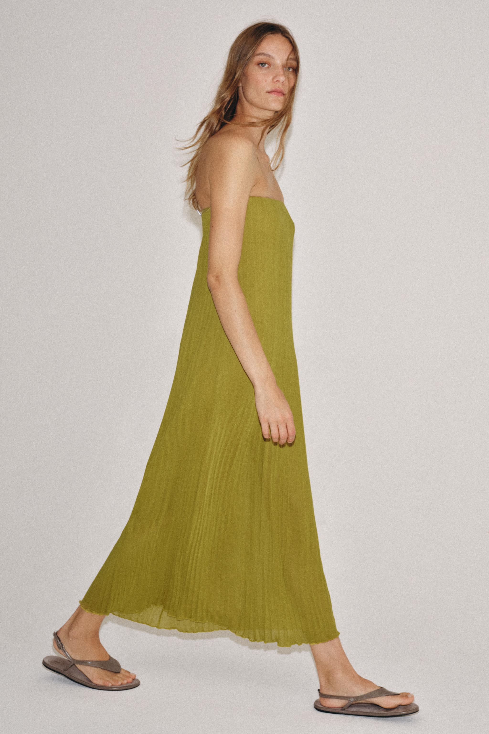 STRAPLESS TEXTURED DRESS