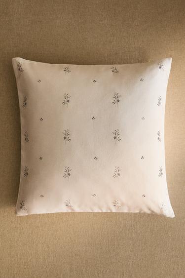 HOUSSE DE COUSSIN MINI-FLEURS - Écru de Zara - Image 6