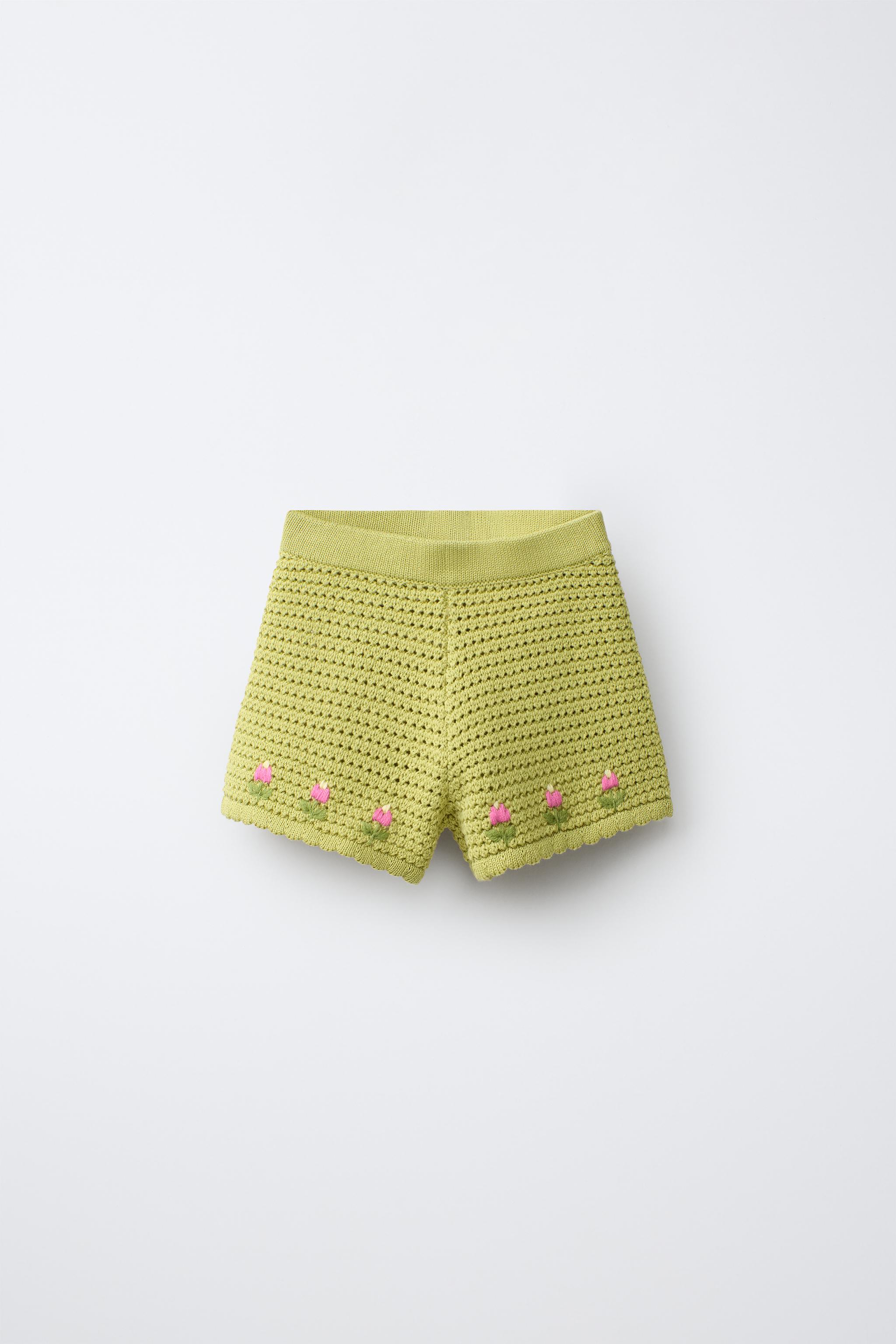 EMBROIDERED TULIP KNIT SHORTS — Light green