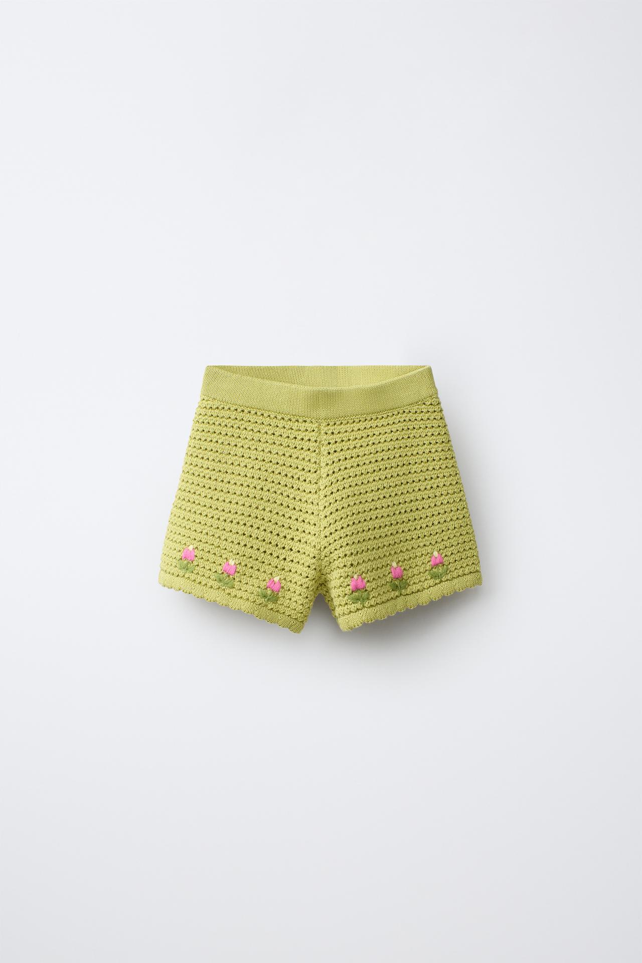 EMBROIDERED TULIP KNIT SHORTS — Light green