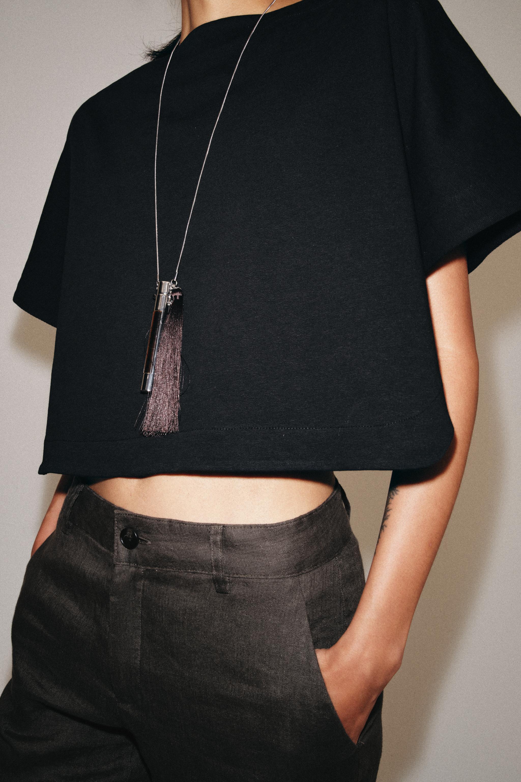 KATMANLI CROP TOP - Görsel 2