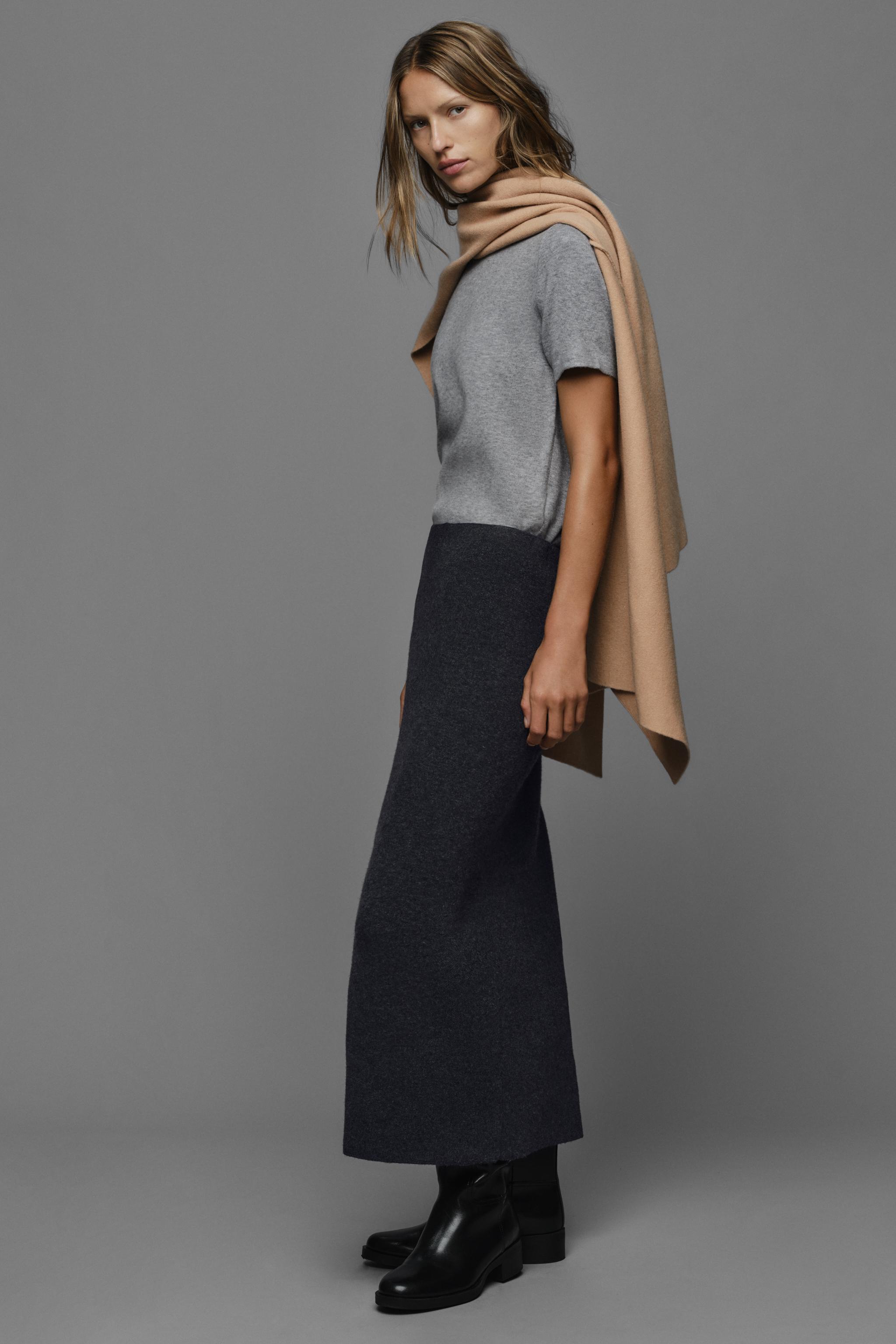 KNIT MIDI SKIRT