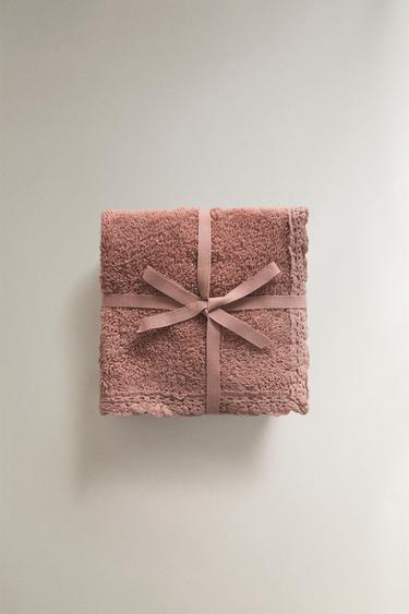 PACK OF HAND TOWELS WITH CROCHET BORDER (PACK OF 2) - Pale pink by Zara - Image 0