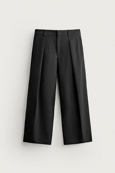 RELAXED FIT PLEATED TROUSERS - Black by Zara
