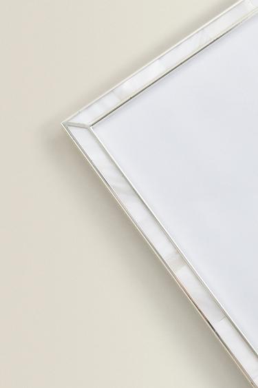 FINE-EDGE MOTHER-OF-PEARL PHOTO FRAME - White by Zara - Image 4