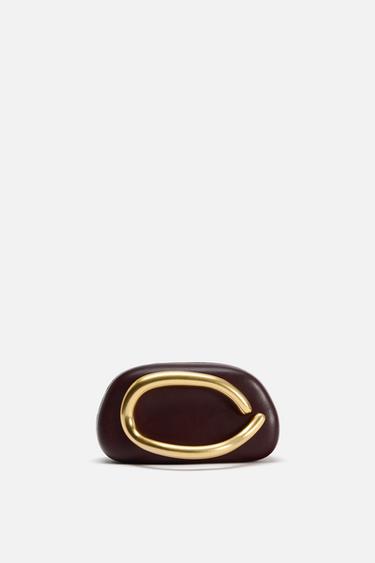 Zara GOLD CLOSURE BOX CLUTCH - Maroon