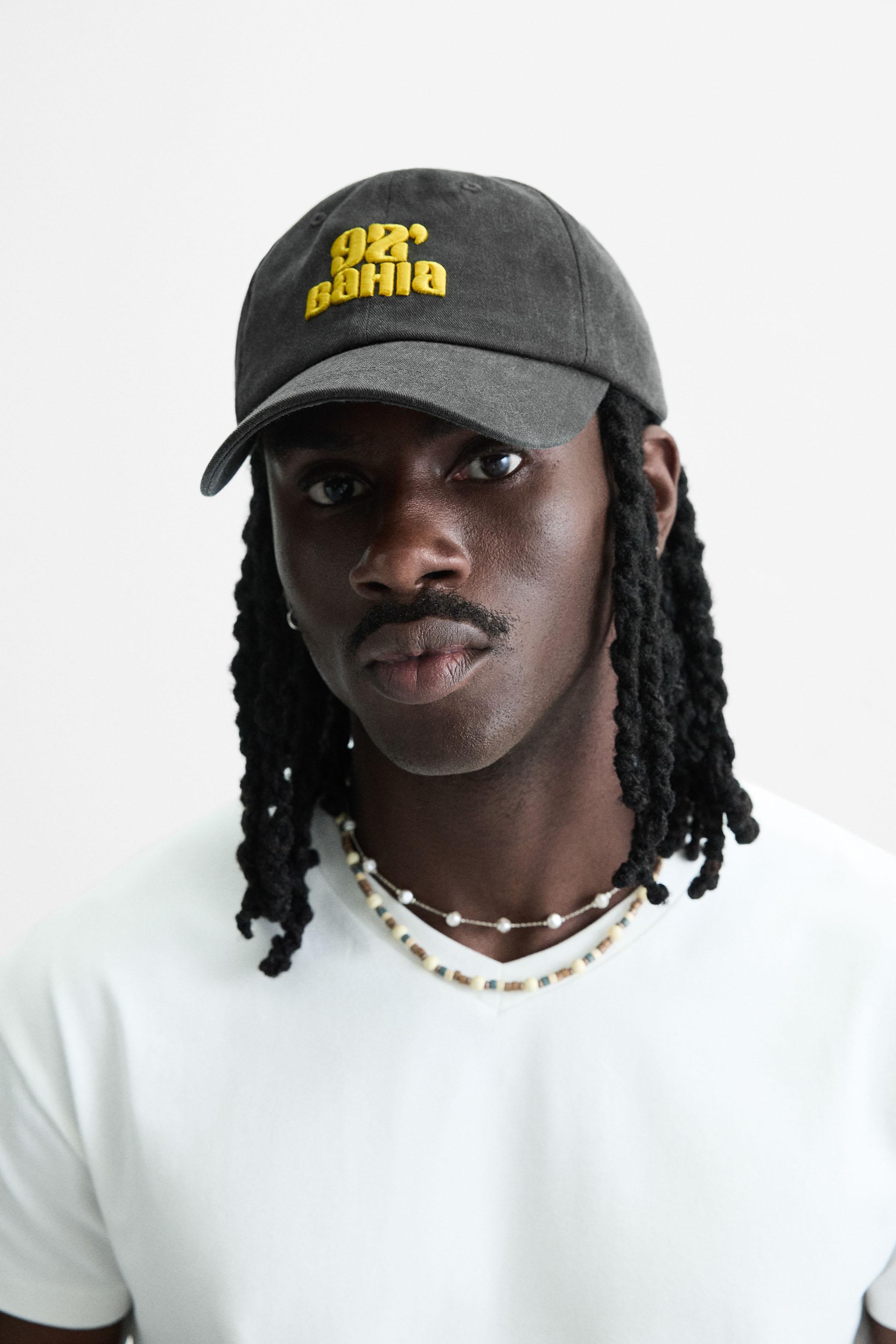 CASQUETTE BRODERIE CONTRASTE