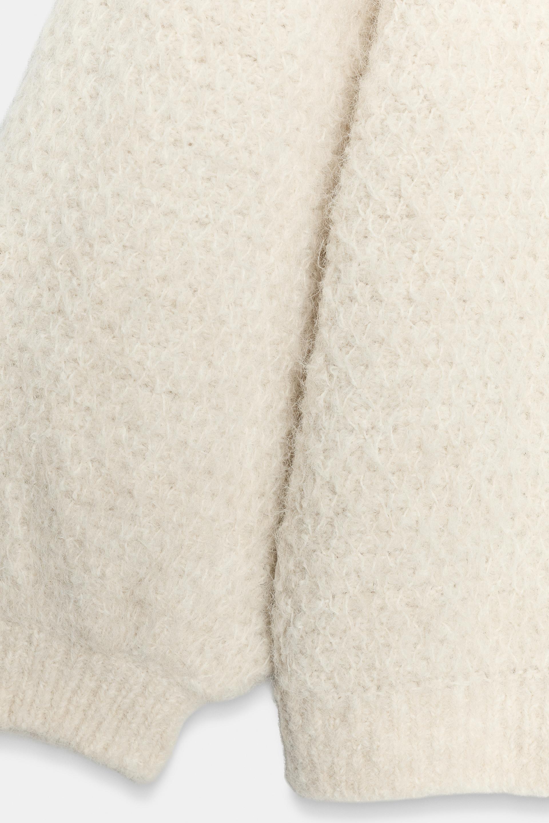 PUFF SLEEVE CARDIGAN thumbnail 9