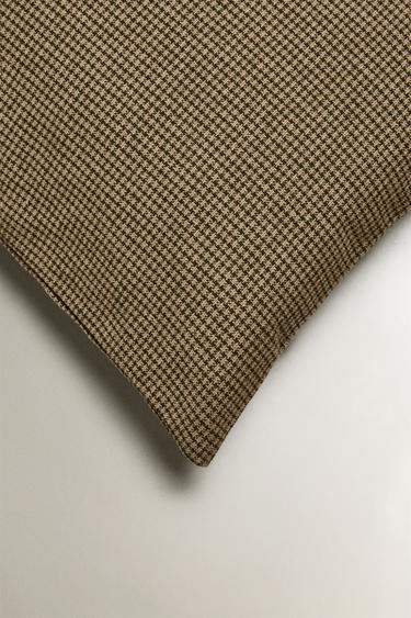 CHECK COTTON AND LINEN CHRISTMAS CUSHION COVER - Green by Zara - Image 1