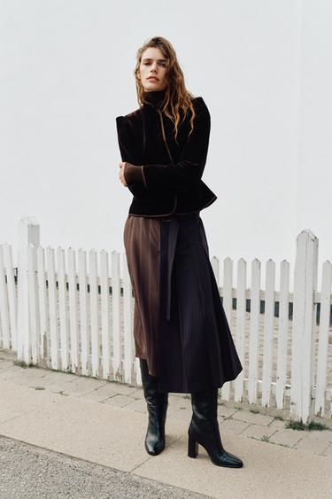 VELVET BLAZER WITH CONTRAST TRIM - Dark brown by Zara