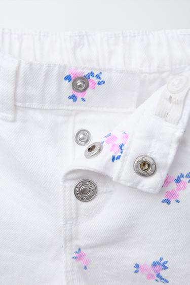 BERMUDA EN SERGÉ À FLEURS - Blanc de Zara - Image 2