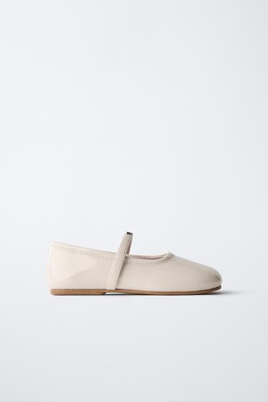 PATENT BALLERINA FLATS WITH HEART DETAIL - Ecru White by Zara