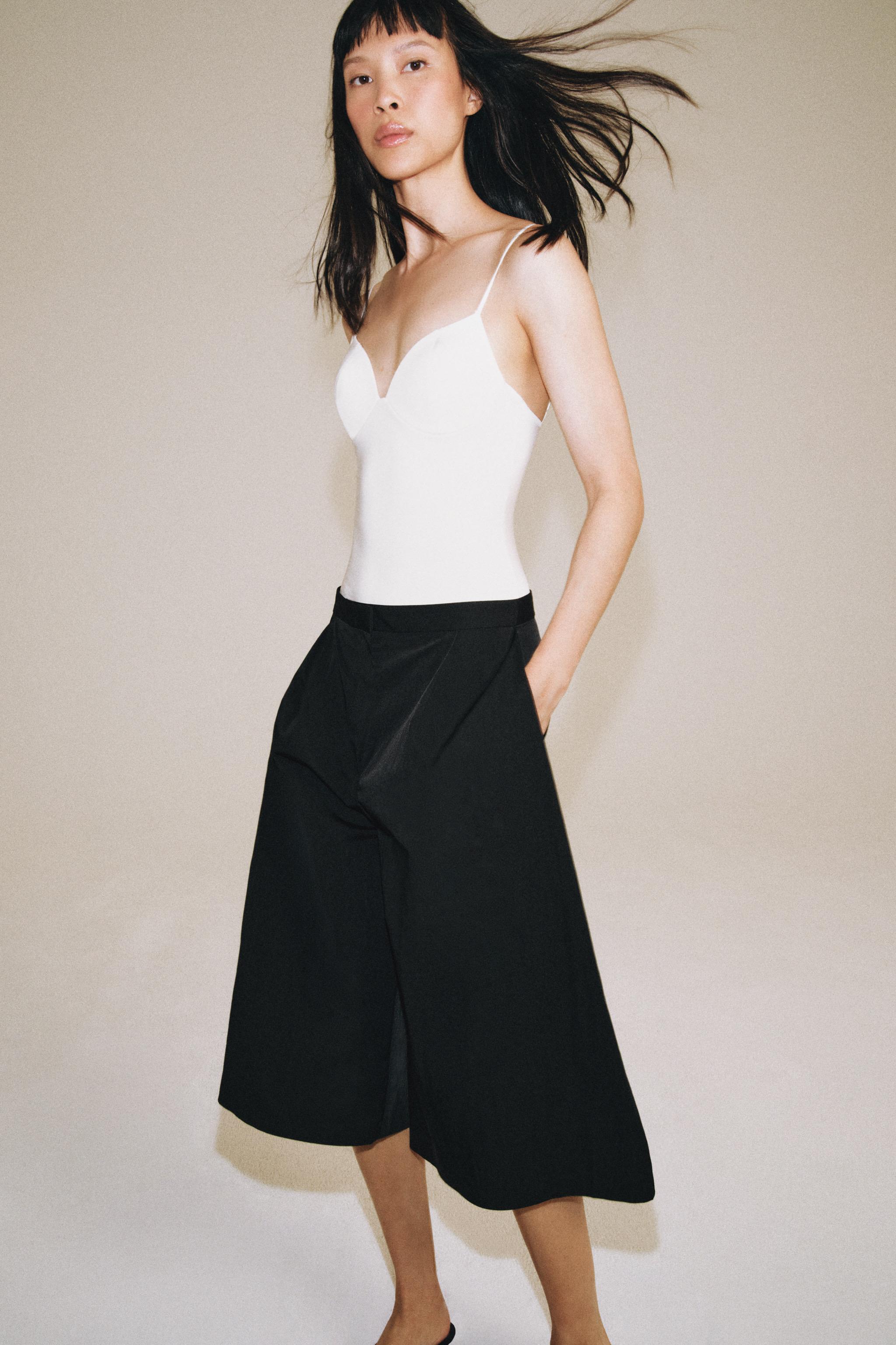 SWEETHEART NECK BODYSUIT — White