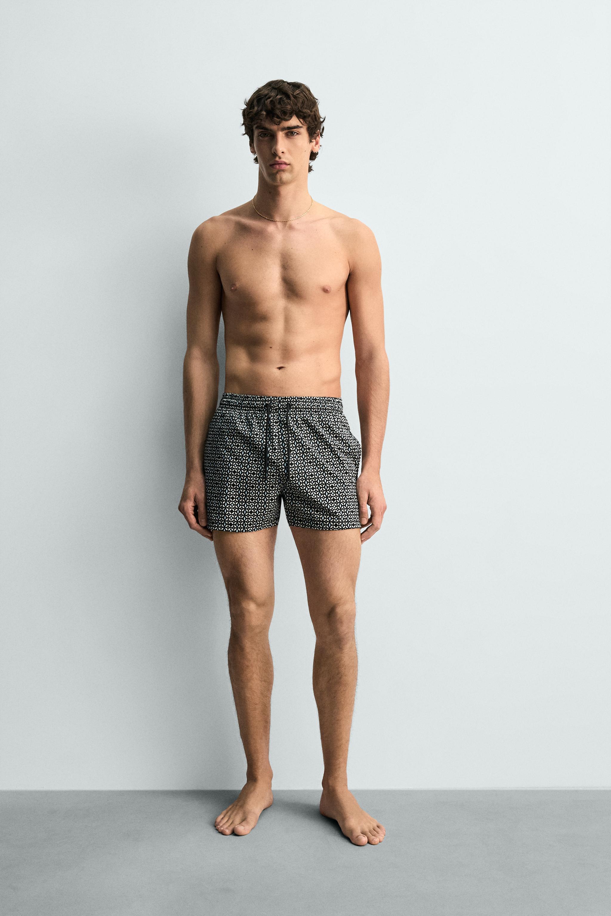 GEOMETRIC PRINT SHORT SWIMMING TRUNKS - Black | ZARA India