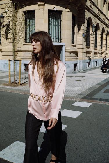 CAMISA SATINADA - Salmón claro de Zara