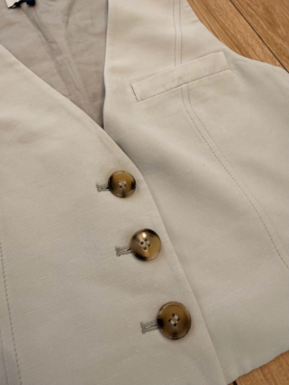 LINEN BLEND WAISTCOAT WITH SEAM DETAIL - Image 4