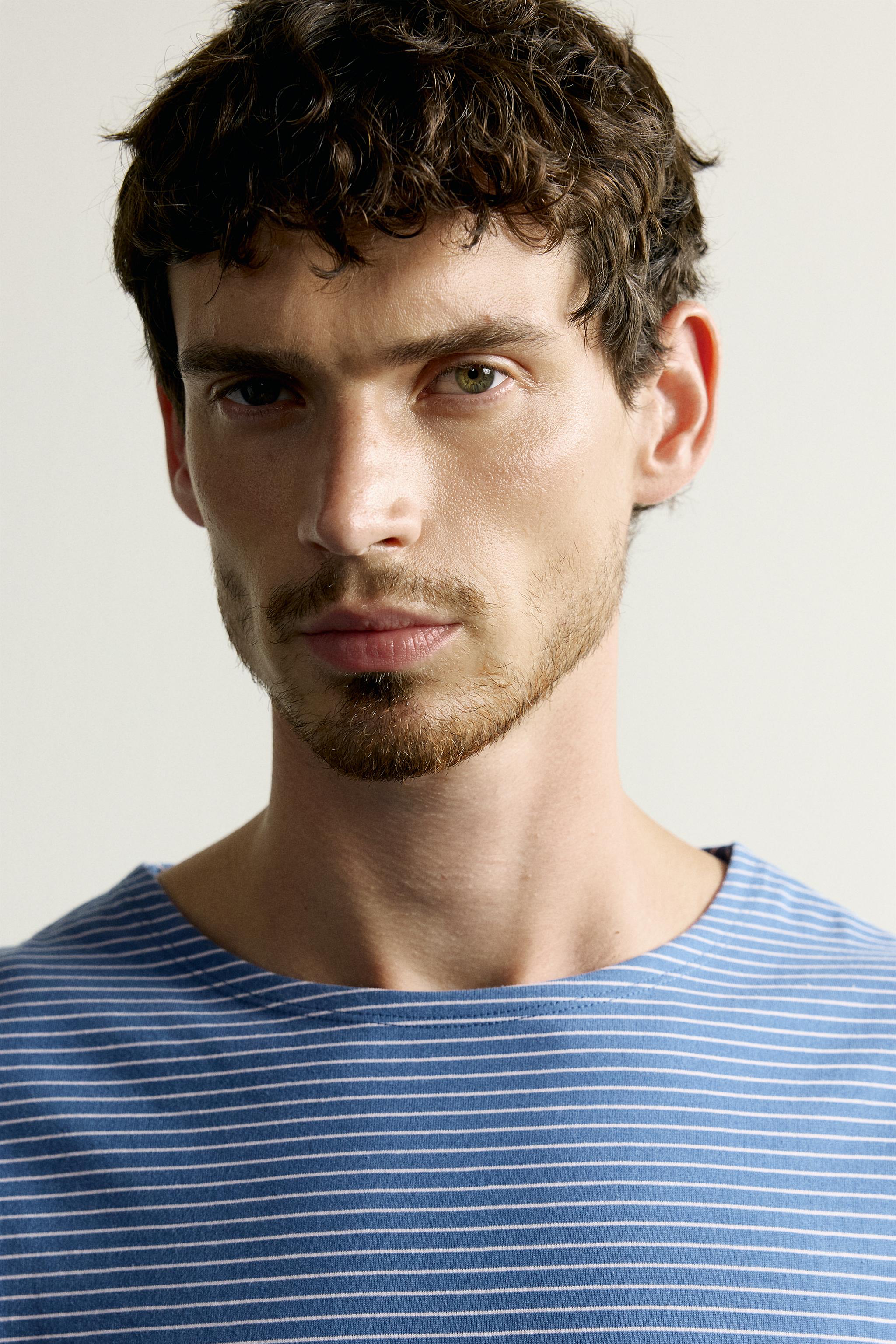 T-SHIRT EN JACQUARD À RAYURES