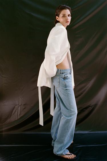 TRF WIDE-LEG LOW-RISE JEANS - Light blue by Zara