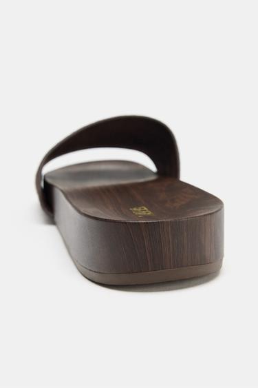 SANDALES PLATES EN CUIR - Marron de Zara - Image 4