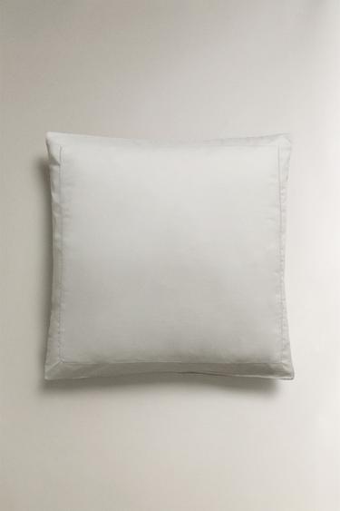 TAIE D’OREILLER SATIN FESTON (300 FILS) - Gris perle de Zara - Image 1