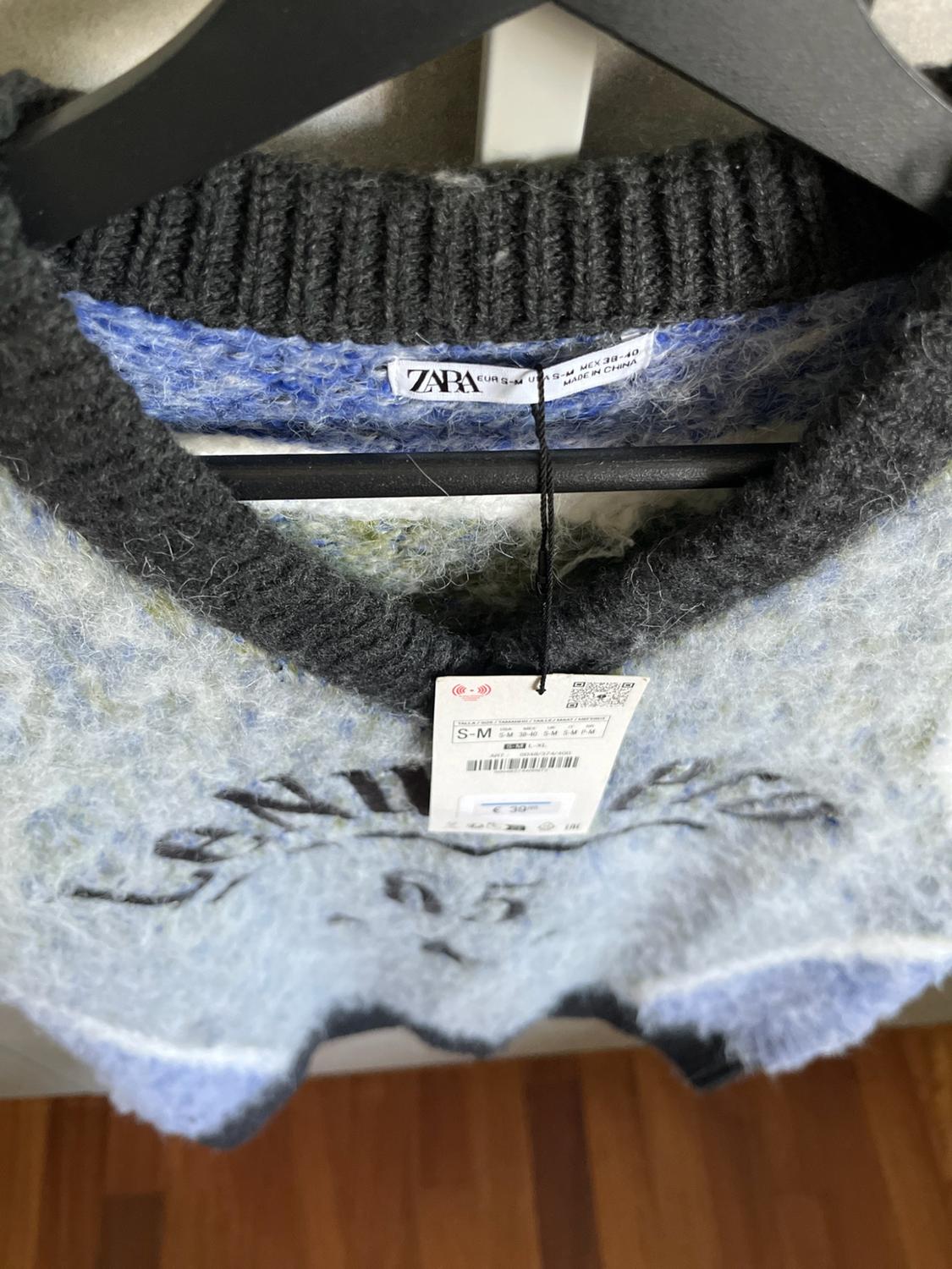 TEXTURED KNIT WAISTCOAT WITH EMBROIDERY - Image 6