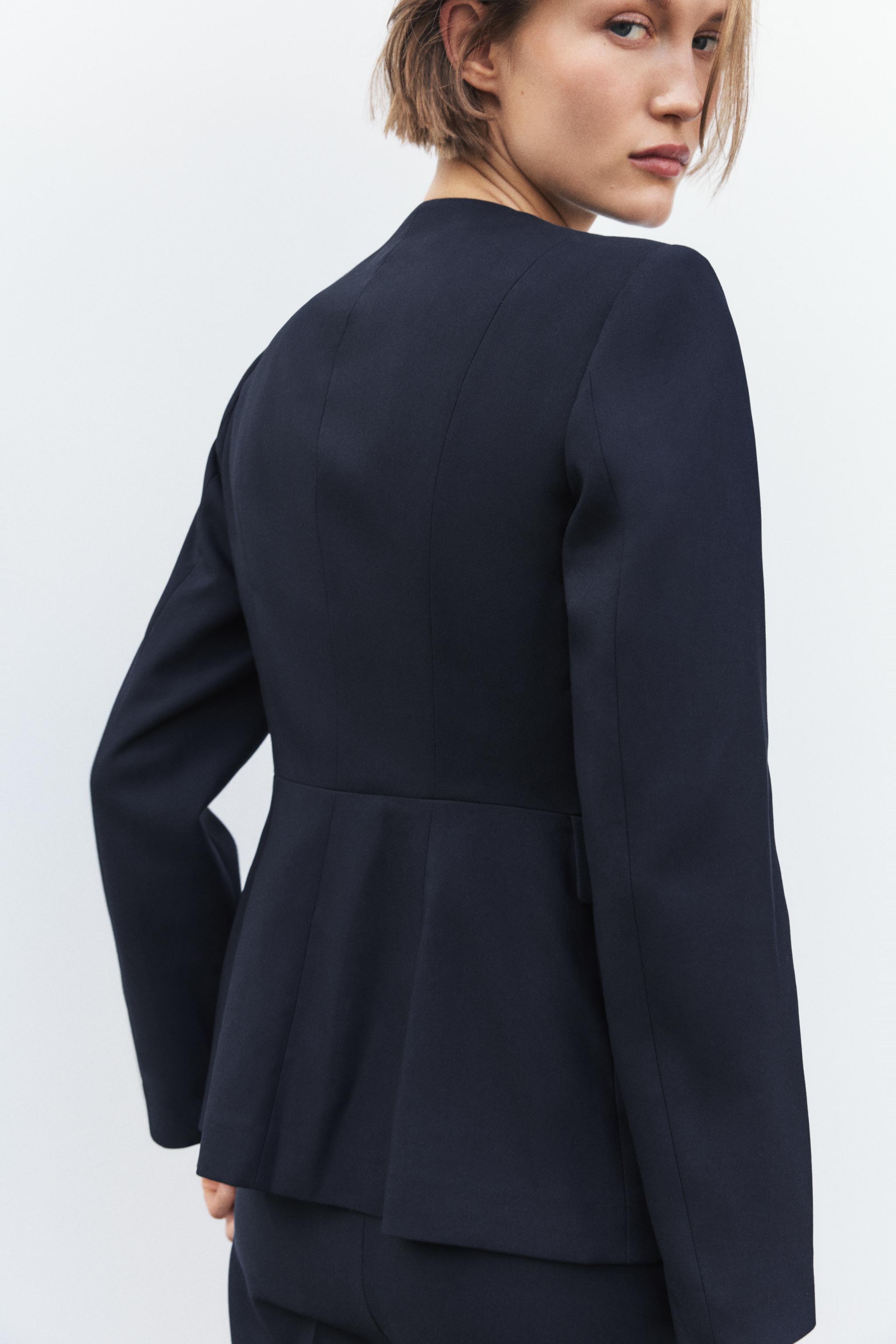 ZARA クルーネックフィットブレザー 2399/594 クルーネックフィットブレザー - ネイビーブルー | ZARA Japan