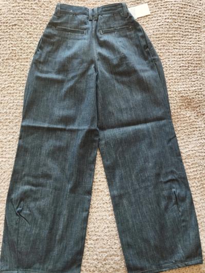 PLEATED WIDE-LEG JEANS - Image 2