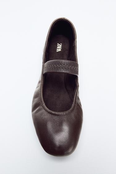 LEATHER BALLERINAS WITH ELASTIC STRAP - Brown by Zara