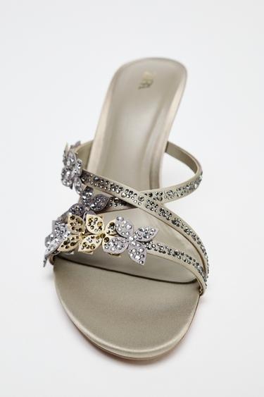 SANDALES À TALONS FLEURS STRASS - Vert kaki de Zara - Image 3