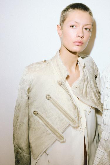 КЪСО ЖАКЕ ZW COLLECTION ЖАКАРД, ЛИМИТИРАНА СЕРИЯ - бежово от Zara