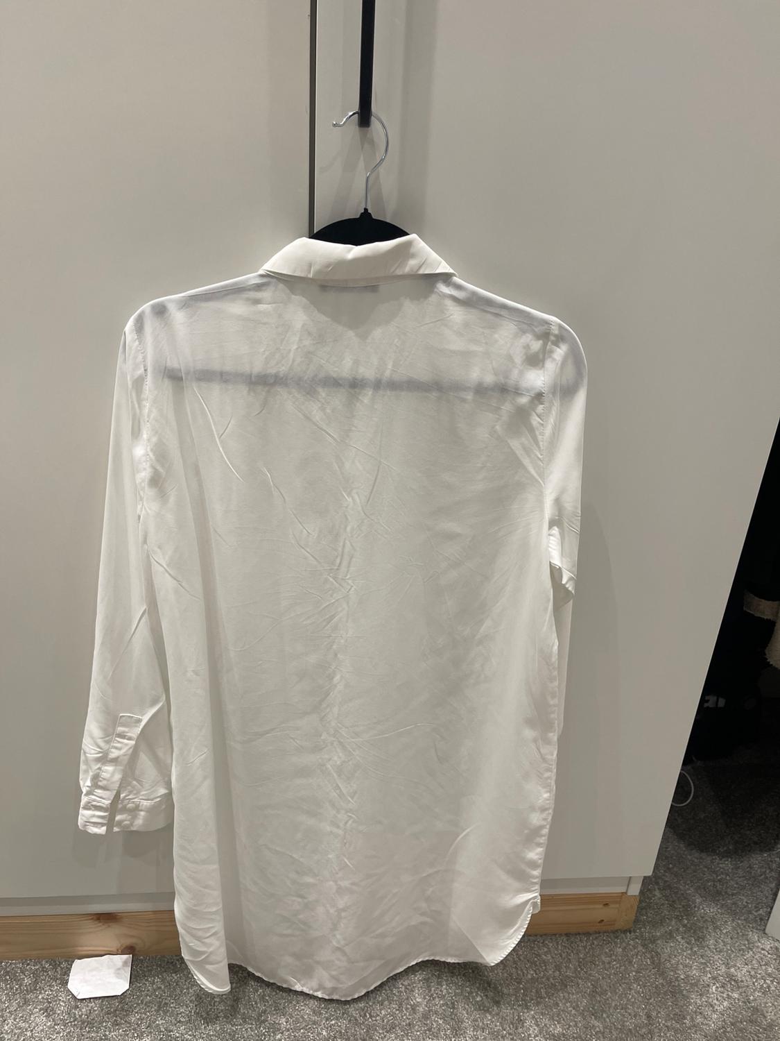ASYMMETRIC SHIRT WITH POCKETS - Image 2