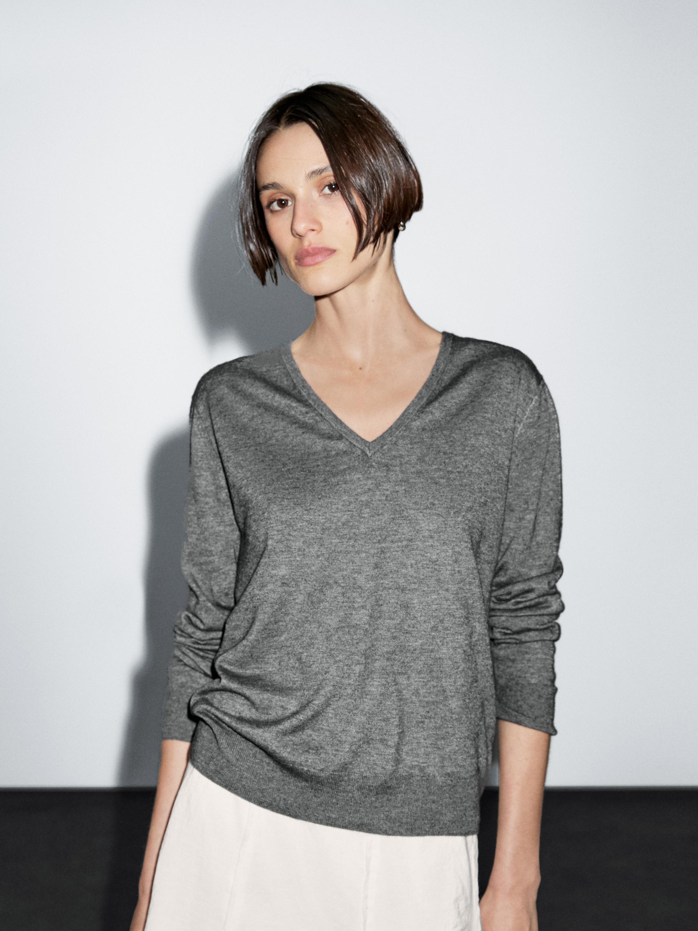 Wool blend V-neck knit sweater