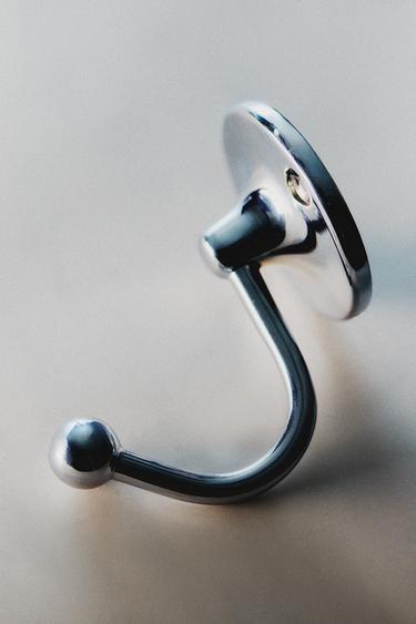 SHINY SILVER WALL HOOK - Silver by Zara