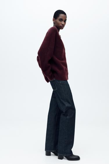 GILET EN MAILLE DOUCE UNI - Bordeaux de Zara - Image 2