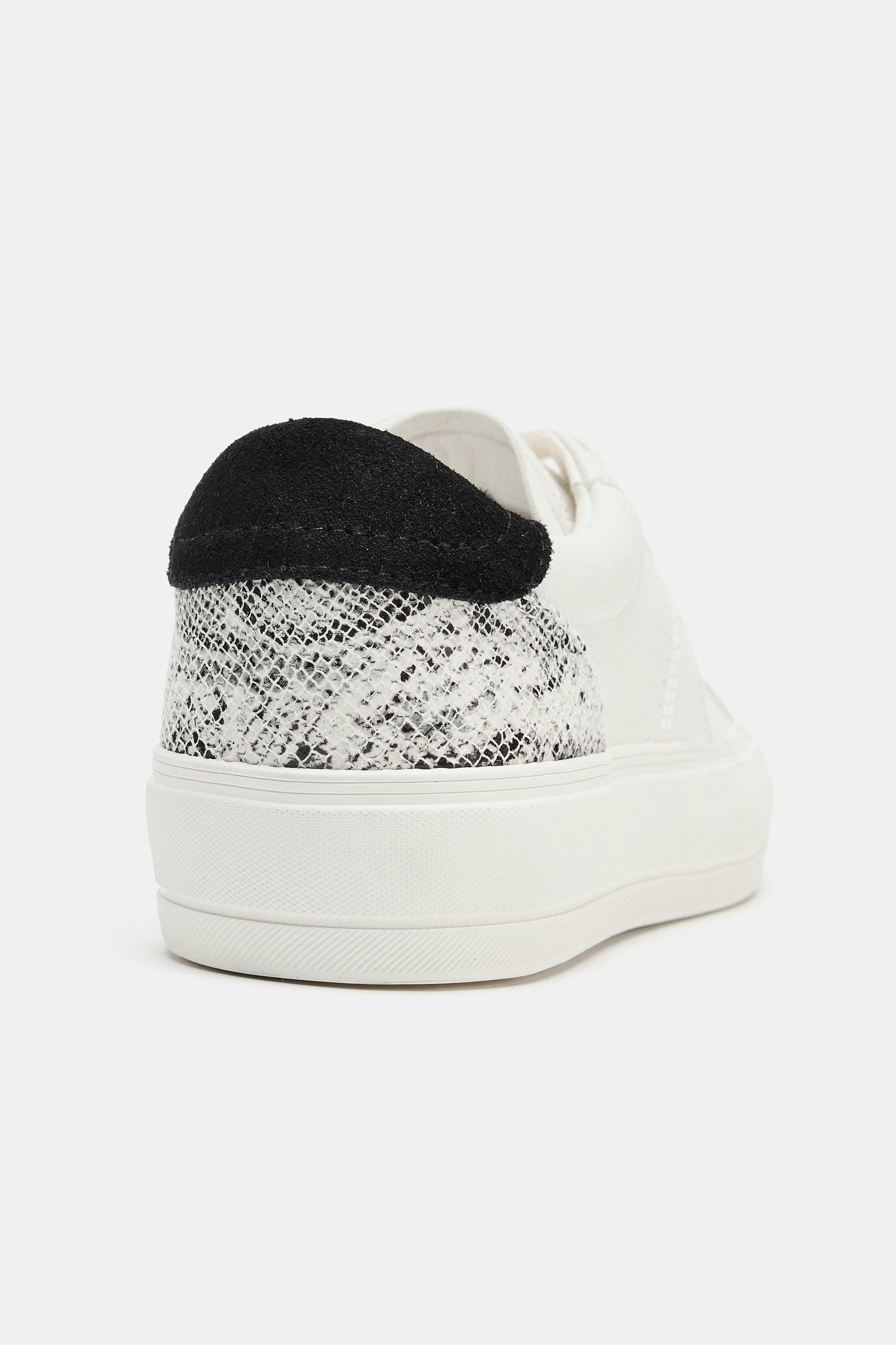ANIMAL PRINT DETAIL SNEAKERS