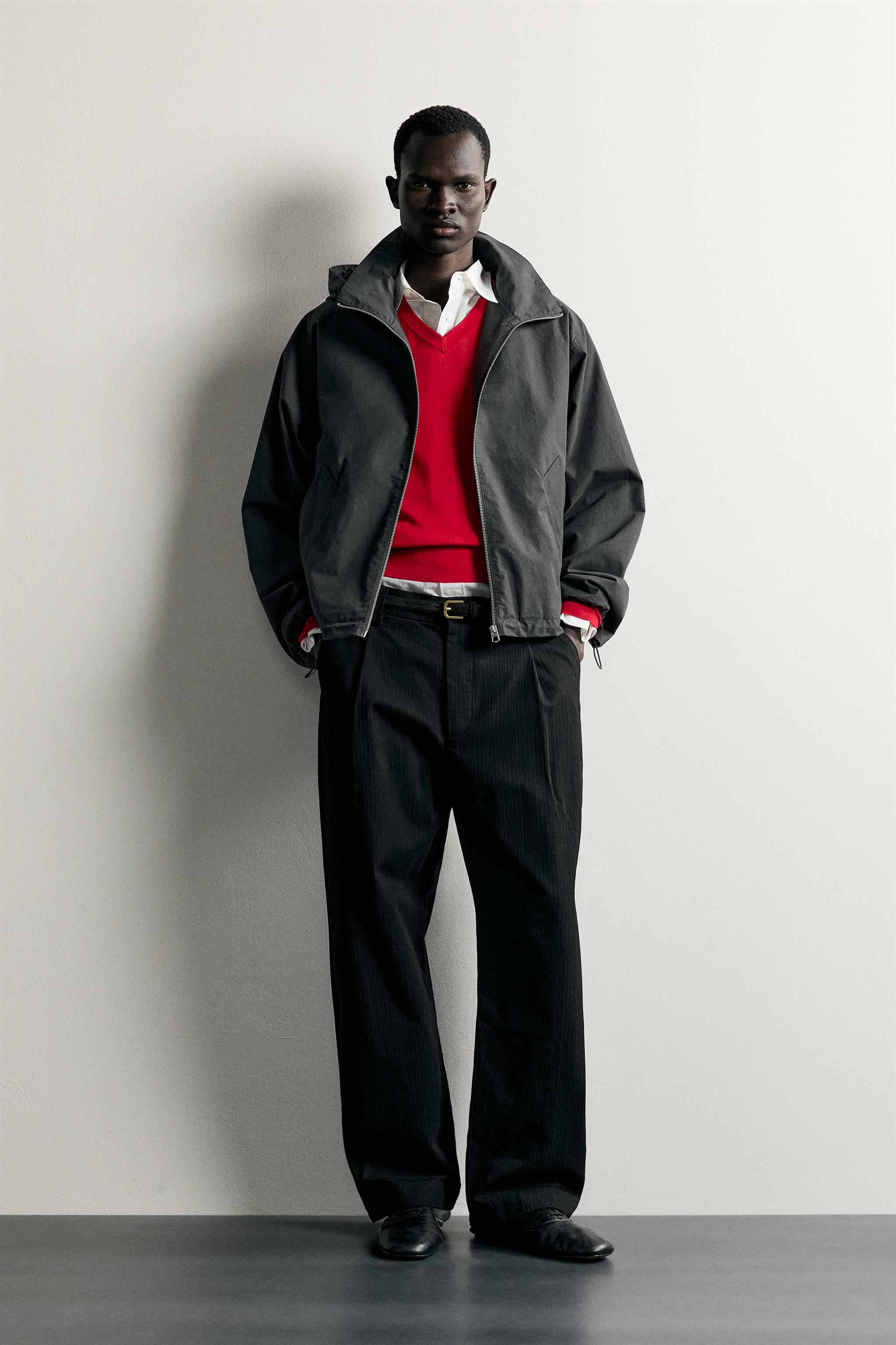 RELAXED FIT PLEATED CHINO PANTS