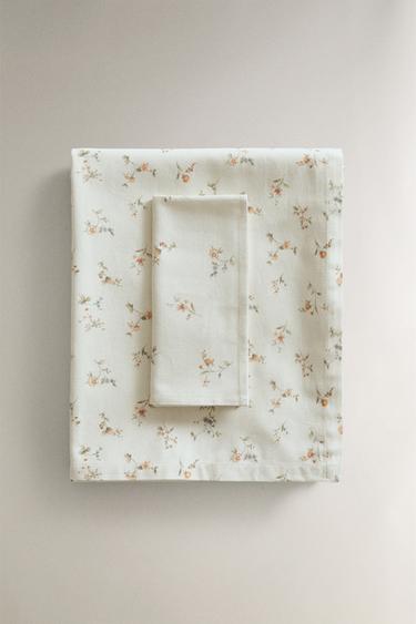 MANTEL ESTAMPADO FLOR PEQUEÑA - Crudo de Zara