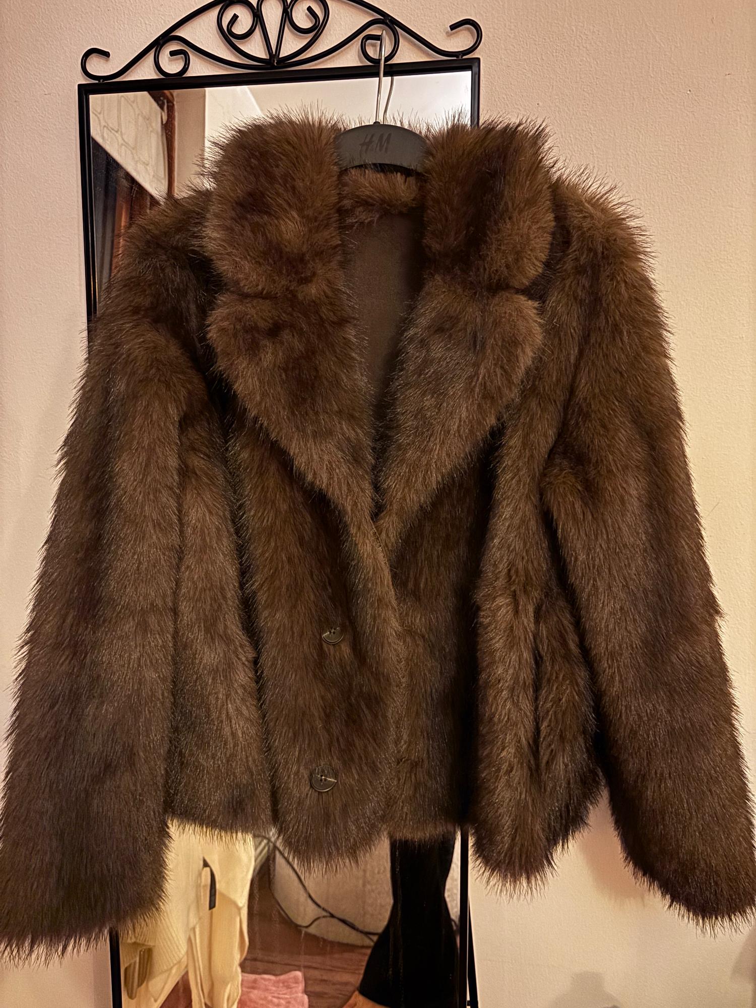 REVERSIBLE DOUBLE-FACED FAUX FUR JACKET
