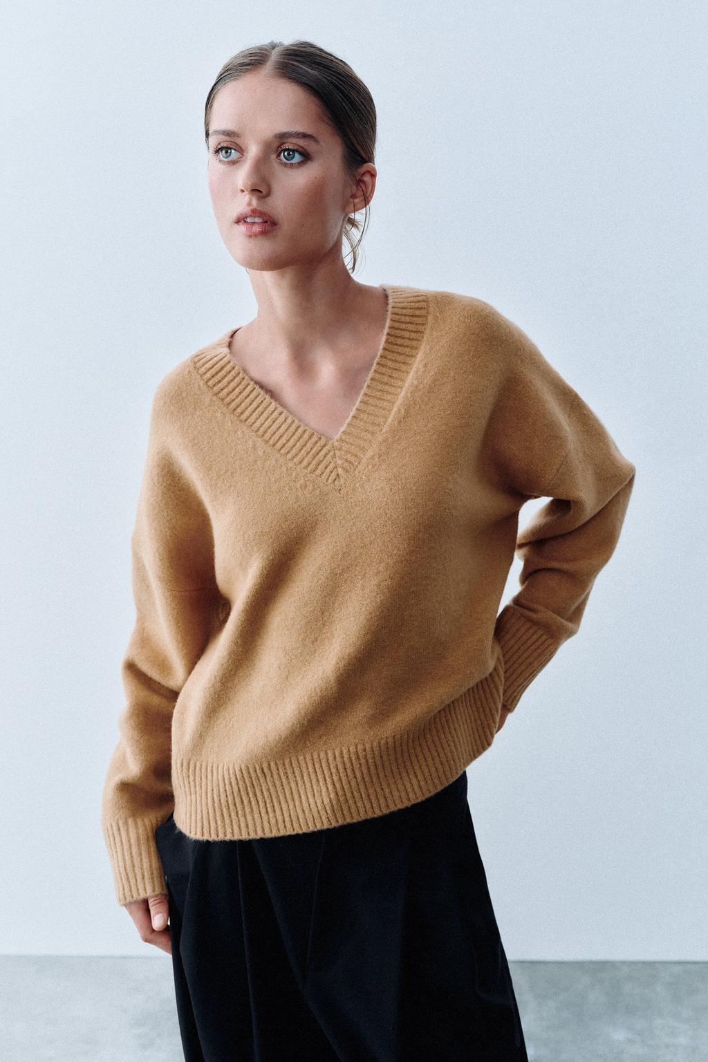 SOFT KNIT JUMPER