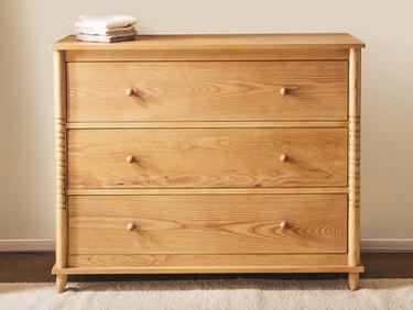 ASH WOOD CHEST OF DRAWERS — Light beige 1