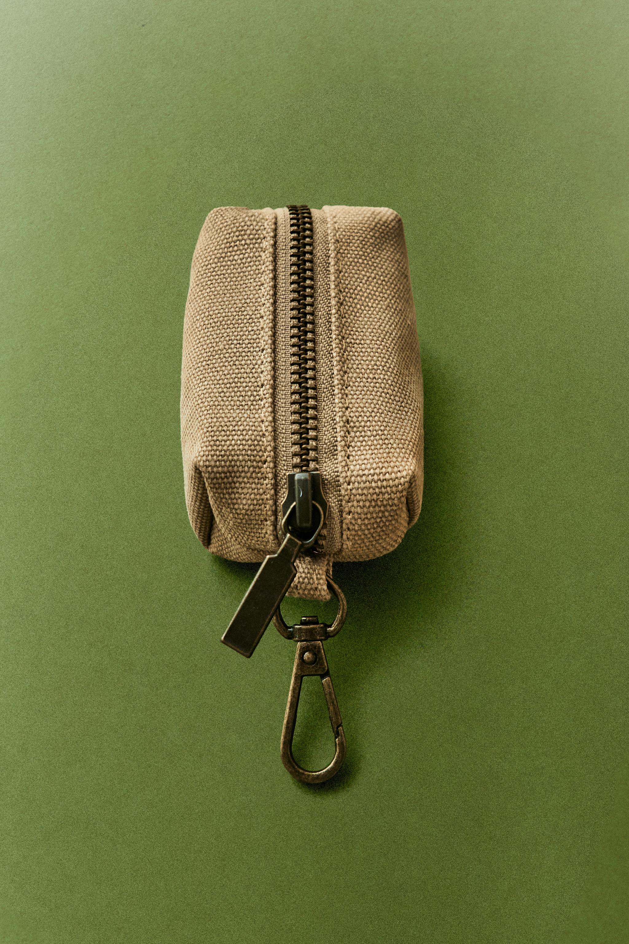 PET BAG HOLDER - Khaki | ZARA United States