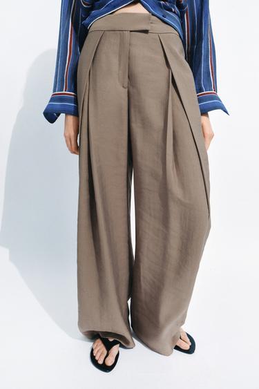 بنطلون WIDE LEG بثنيات ZW COLLECTION - بني/ توبو الخاص بـ Zara