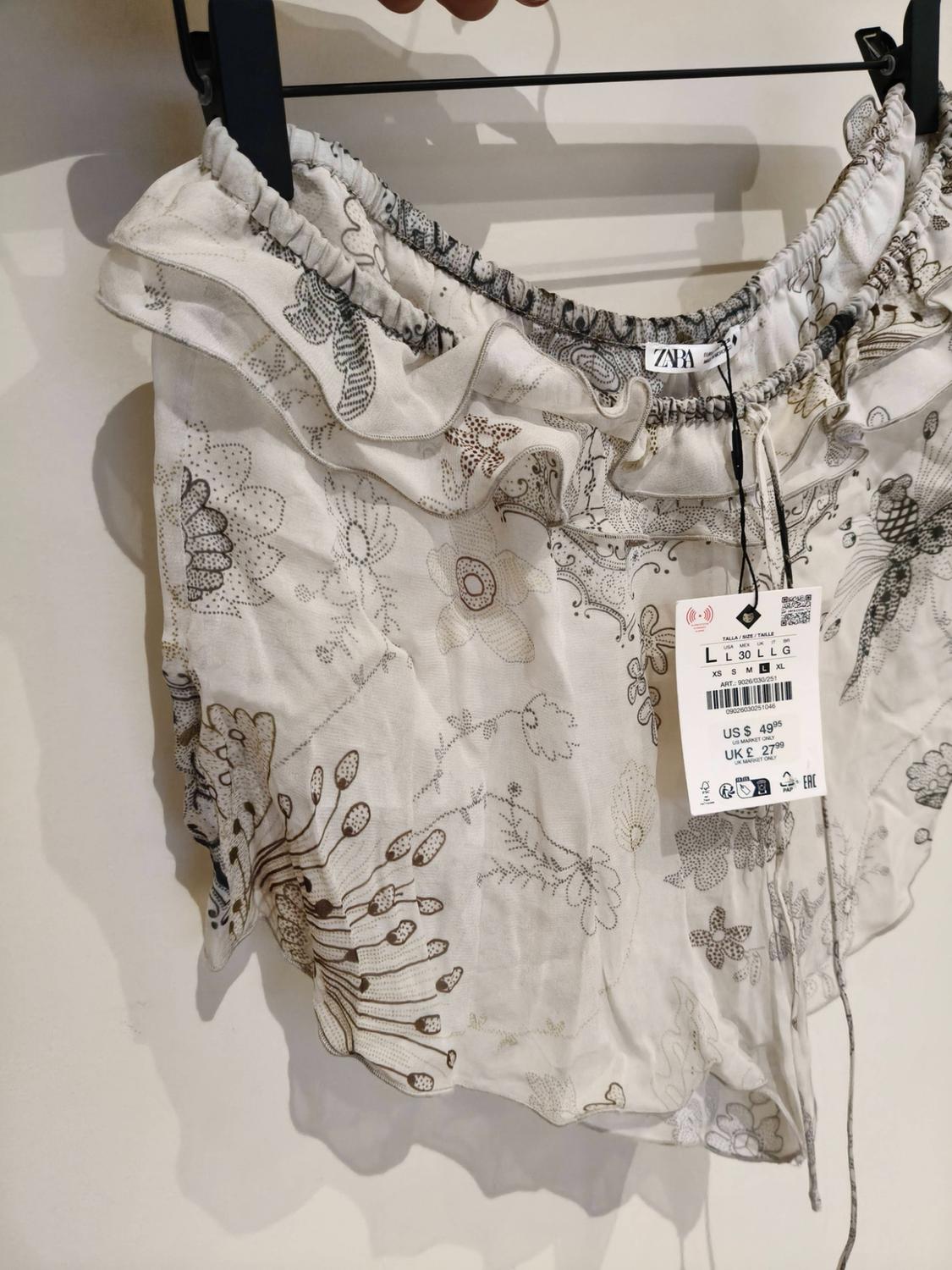 RUFFLED PRINTED SHORTS - Image 5