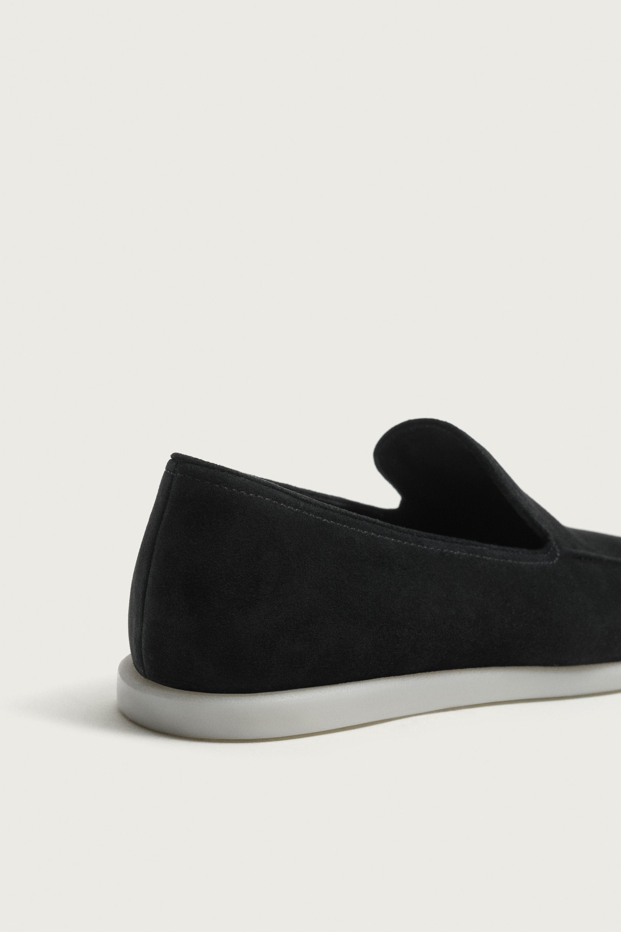 CASUAL LEATHER LOAFERS