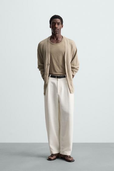 PANTALÓN RELAXED FIT PLIEGUES - Crudo de Zara