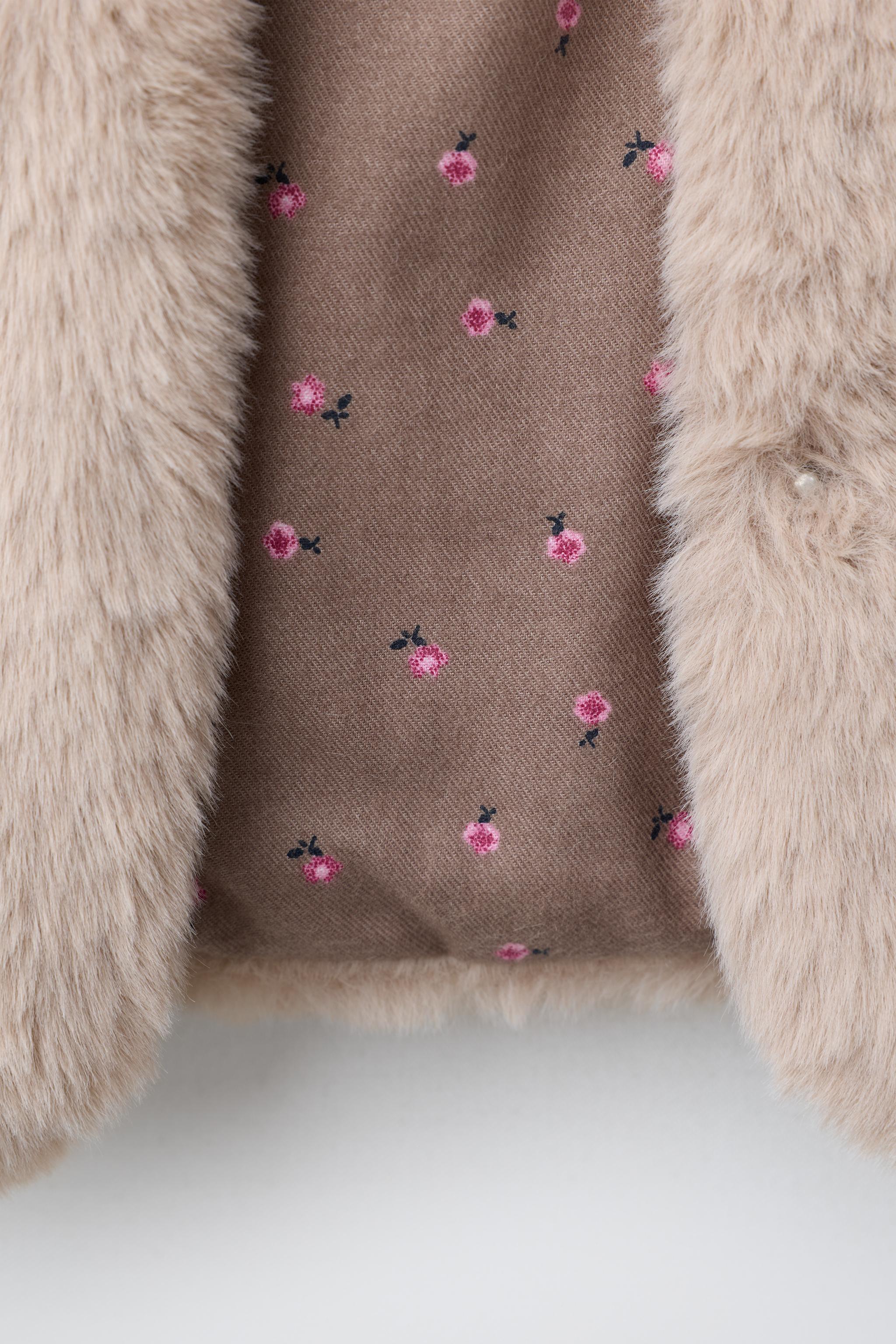 FAUX FUR VEST